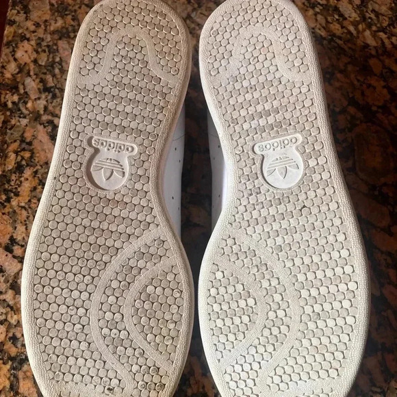 Mens Red Adidas Stan Smith - Picture 13 of 13